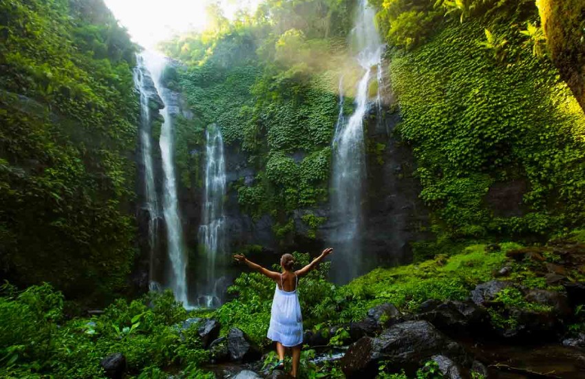 Sekumpul Şelalesi, Bali Adası